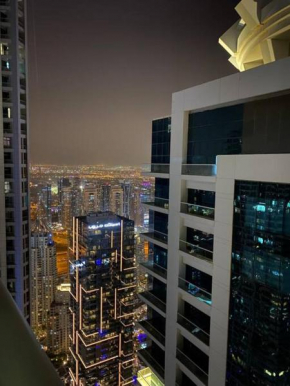 Your Cosy Dubai Marina Home